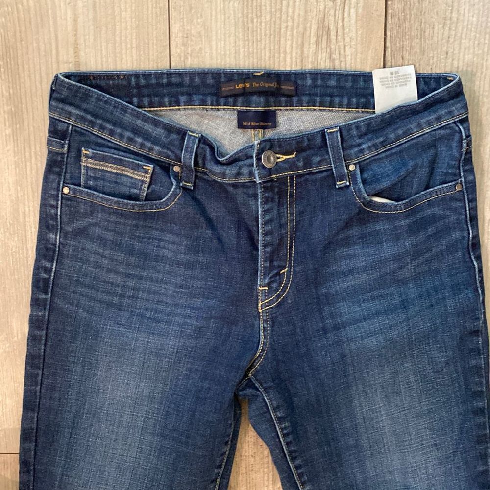 Levi’s Size 10 Mid Rise Skinny Jeans - Picture 4 of 5